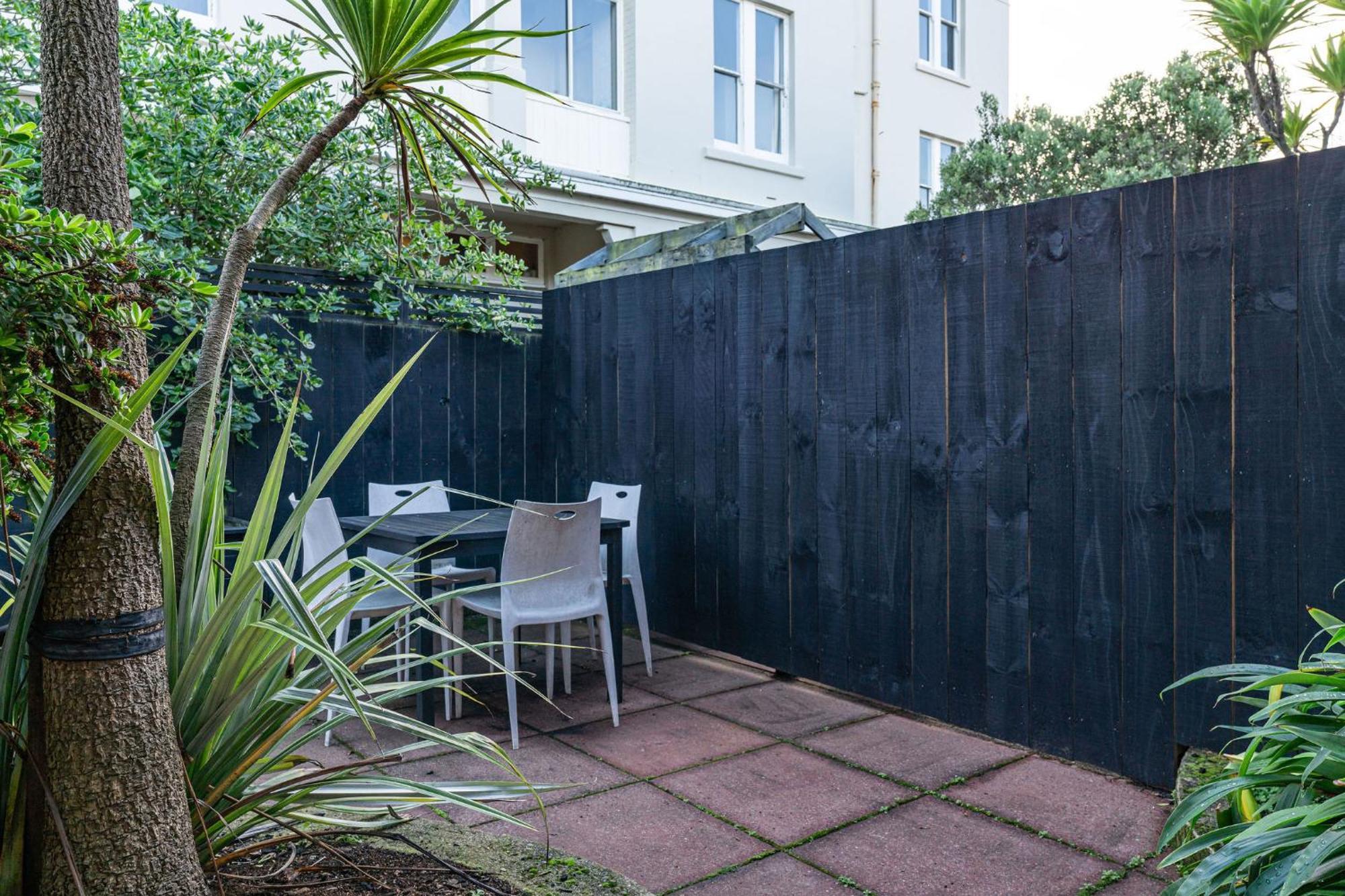 Esplanade Apartments Dunedin Extérieur photo